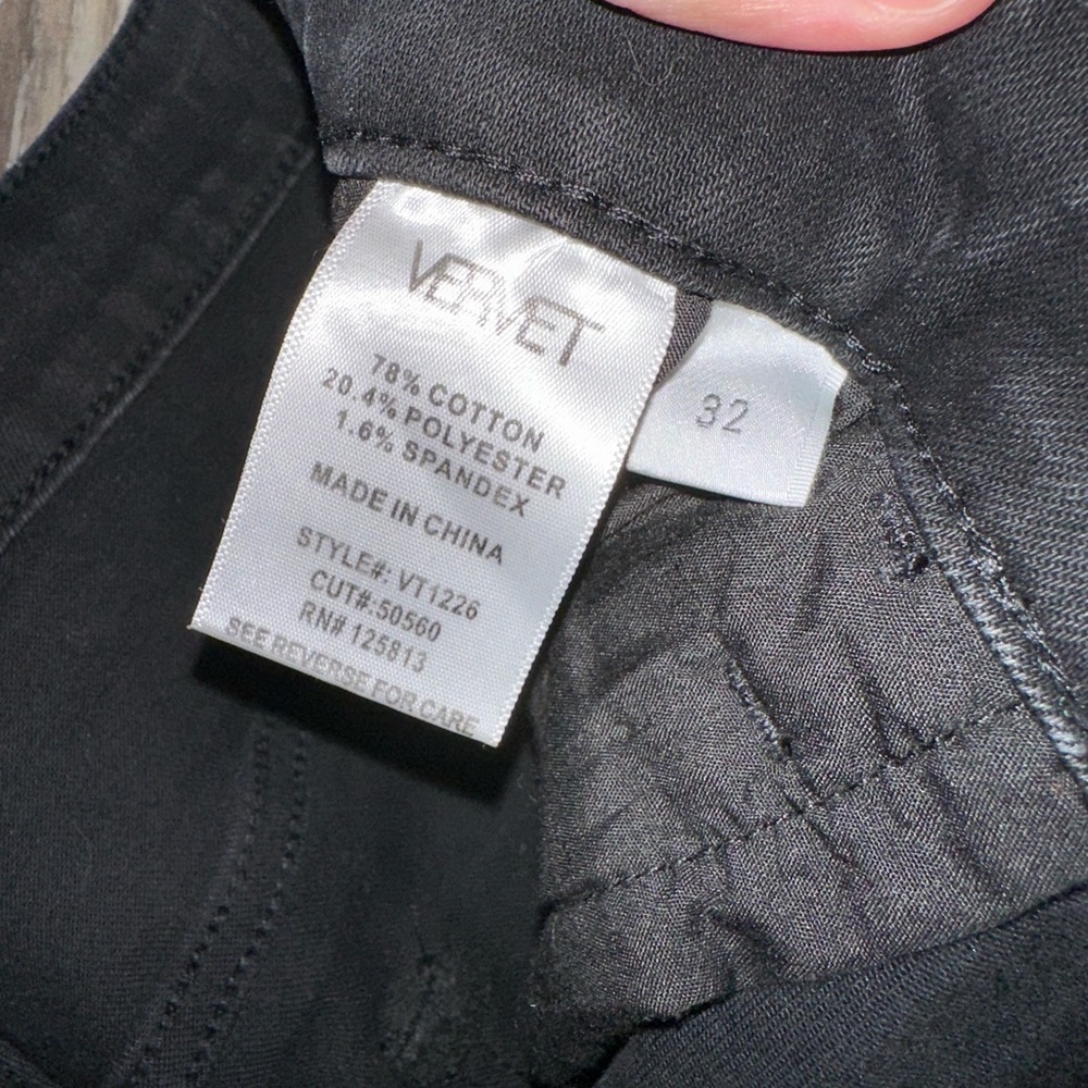 Black Vervet Distressed Skinny Jeans - Picture 5 of 5